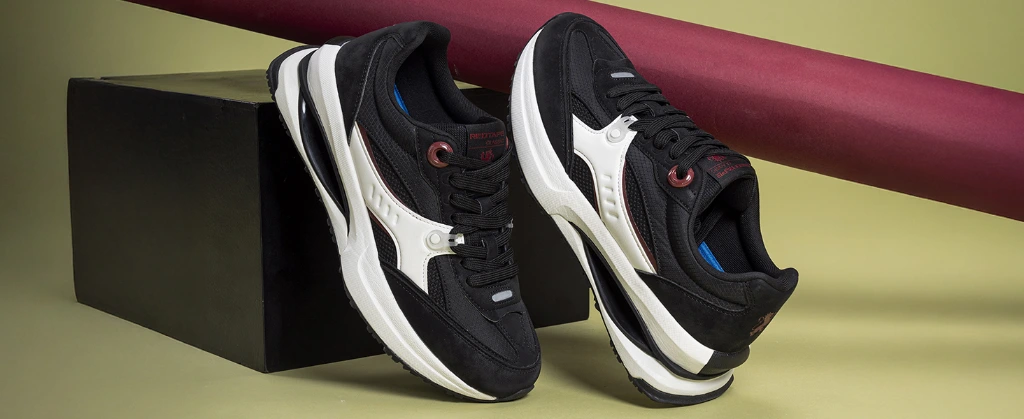 Screenshot 2026-04-04 at 14-45-01 Amazon.com Red Tape Tenis casuales de moda para hombre elegantes zapatos bajos con cordones gruesos con diseño transpirable sin cordones y suela antideslizante ideales para oficina caminar [...].webp