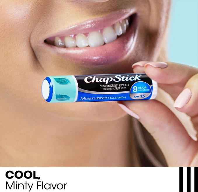 Screenshot 2026-04-13 at 17-14-38 Amazon.com ChapStick - Tubos de bálsamo para labios hidratante sabor original cereza negra y menta fresca paquete variado SPF 15 y protector de la piel 0.15 onzas (paquete de 3 piezas) Bell[...].webp