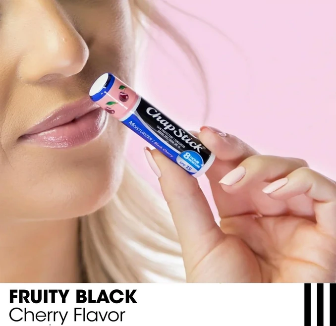 Screenshot 2026-04-13 at 17-14-41 Amazon.com ChapStick - Tubos de bálsamo para labios hidratante sabor original cereza negra y menta fresca paquete variado SPF 15 y protector de la piel 0.15 onzas (paquete de 3 piezas) Bell[...].webp