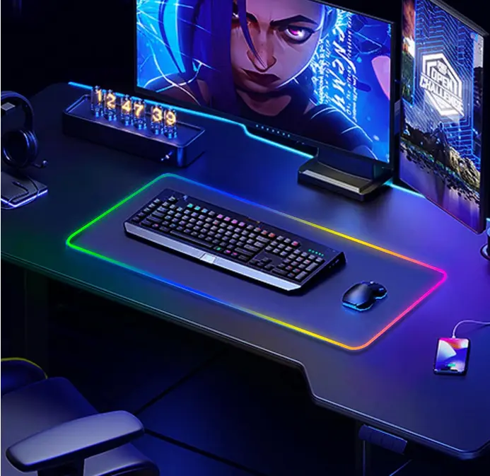 Screenshot 2025-10-15 at 20-33-12 Amazon.com Alfombrilla de mouse grande RGB para juegos 15 modos de luz control táctil alfombrilla de teclado de computadora suave extendida base de goma antideslizante para jugadores de dep[...].webp