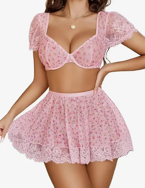 🌸 Conjunto de Lencería – 3 Piezas, Encaje Suave y Mini Falda | Talla M